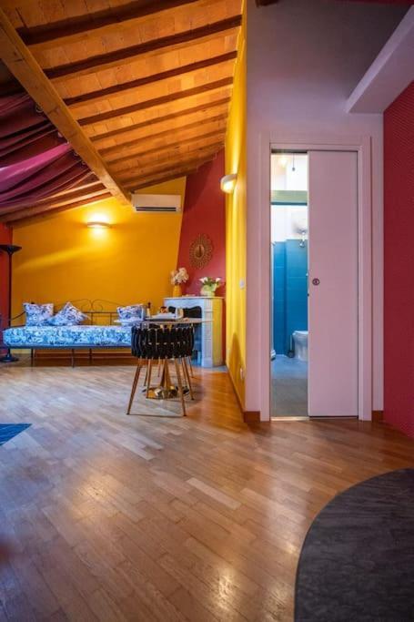 22 Home - Parcheggio Privato - Accogliente - Collegamento Sardegna E Corsica 리보르노 외부 사진